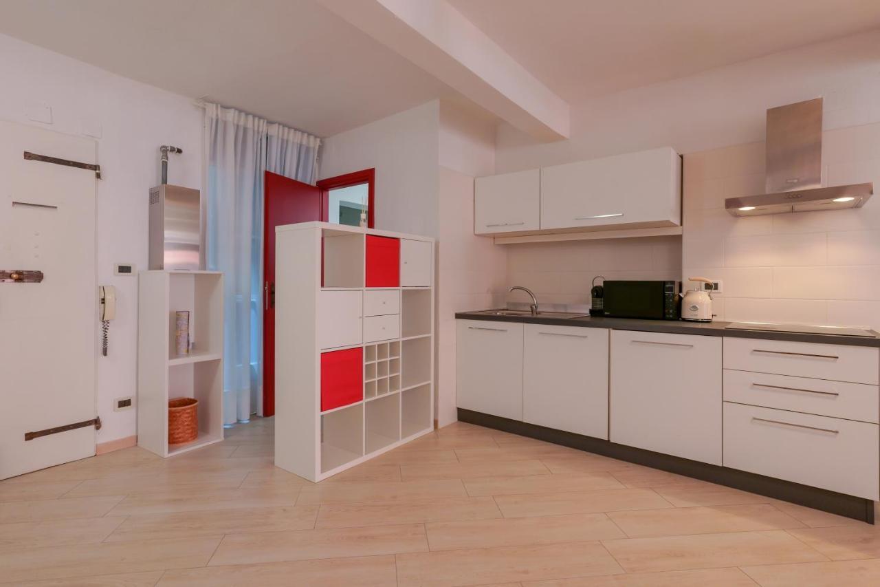 A Un Passo Da Lucio Apartment Bologna Exterior photo